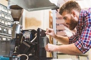 Что такое техническое обслуживание кофейного автомата, и как его проводить?